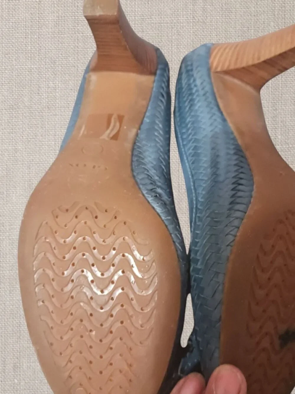 Geox Respira Womens Leather Bow Detail Woven Pattern High Heels Blue size 38.5